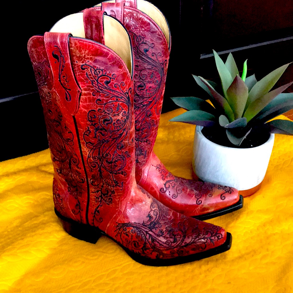Beautiful Brand New Sterling River Leather Cowgirl Boots-Size 8